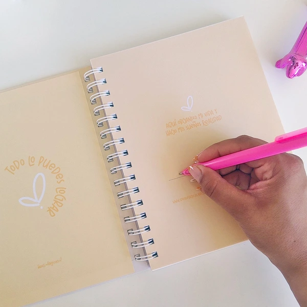 Planner diario Estoy creando la vida que amo